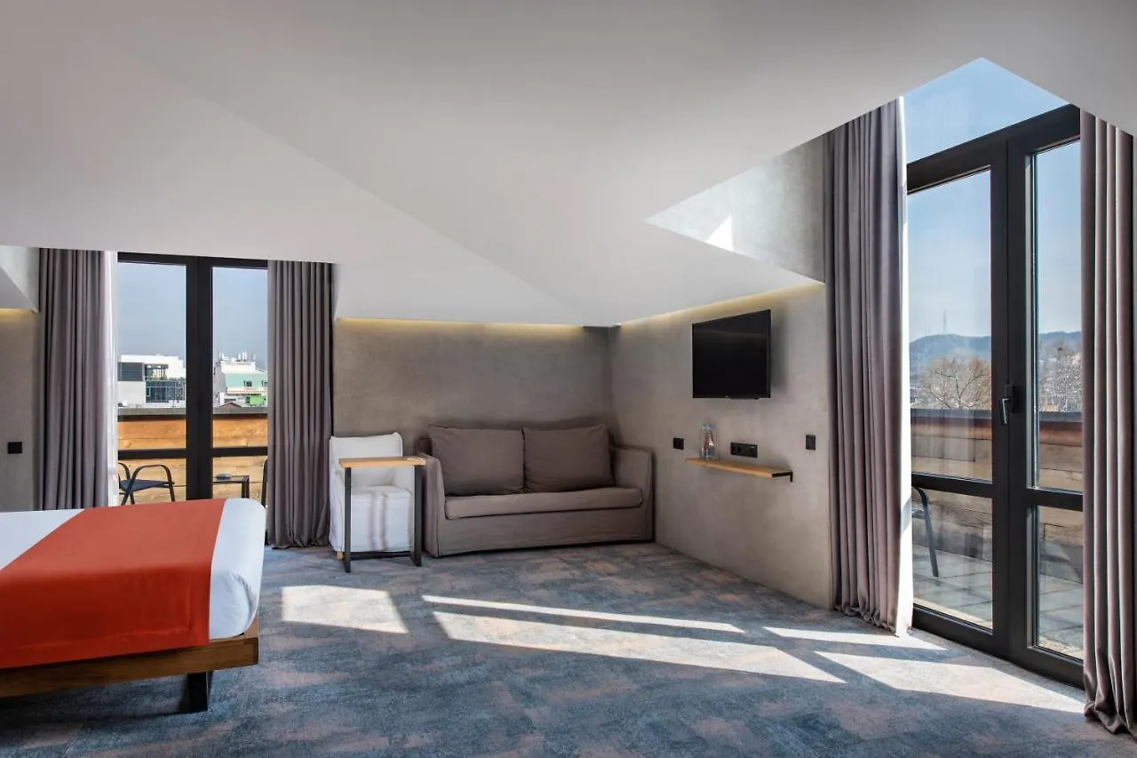 Iota Hotel Tbilisi 5*,  Georgien