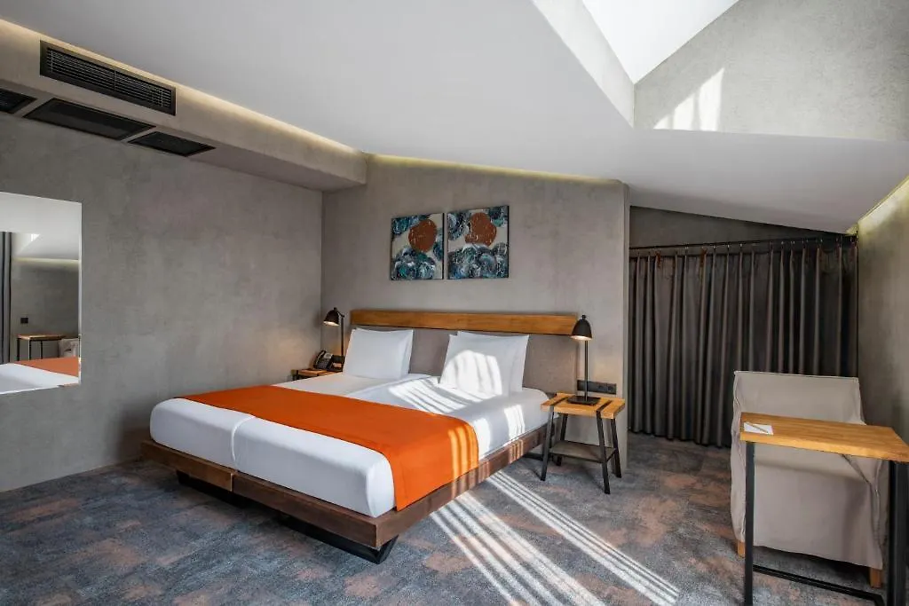 Iota Hotel טביליסי גאורגיה