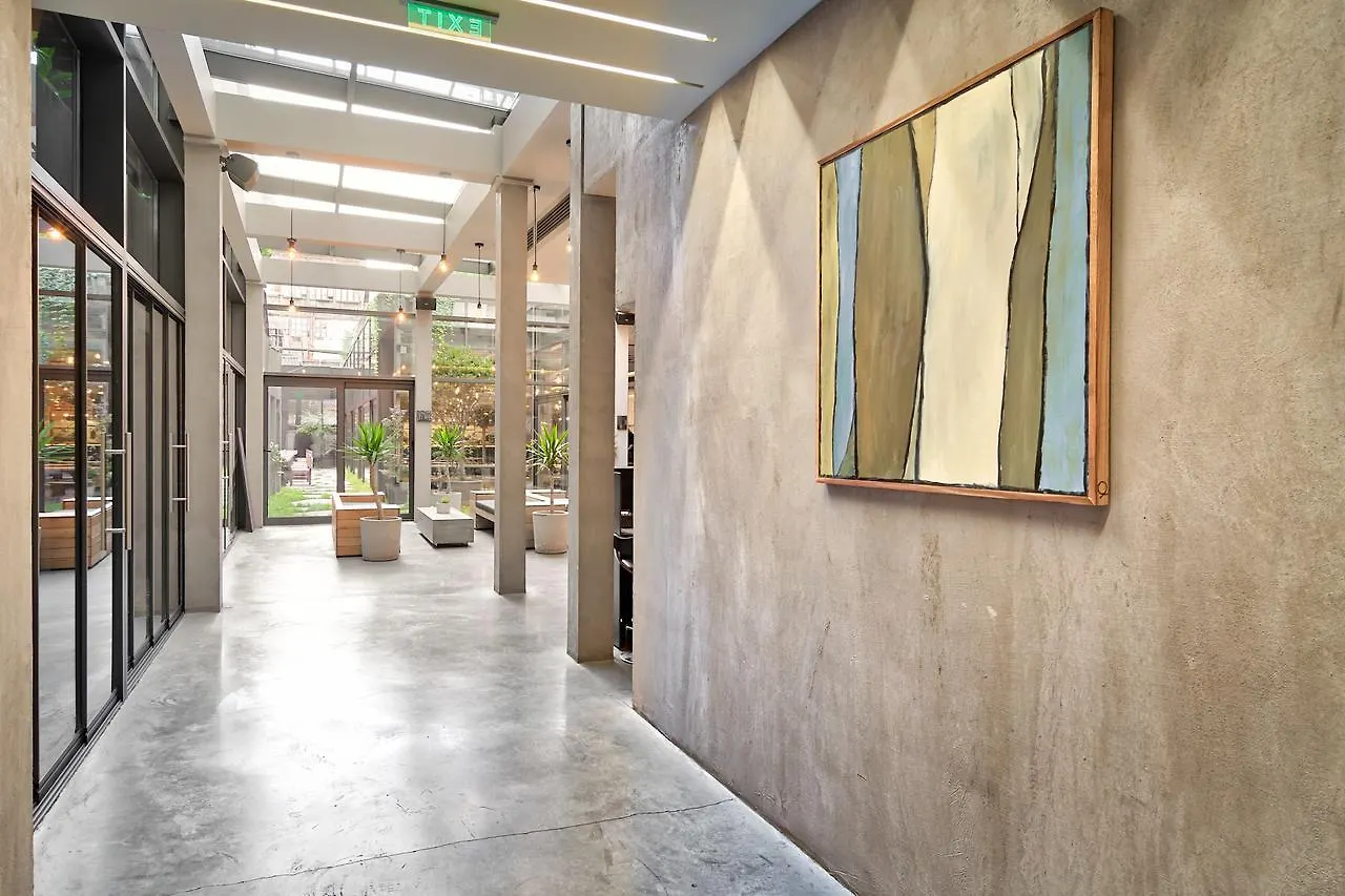 Iota Hotel טביליסי 5*,  גאורגיה